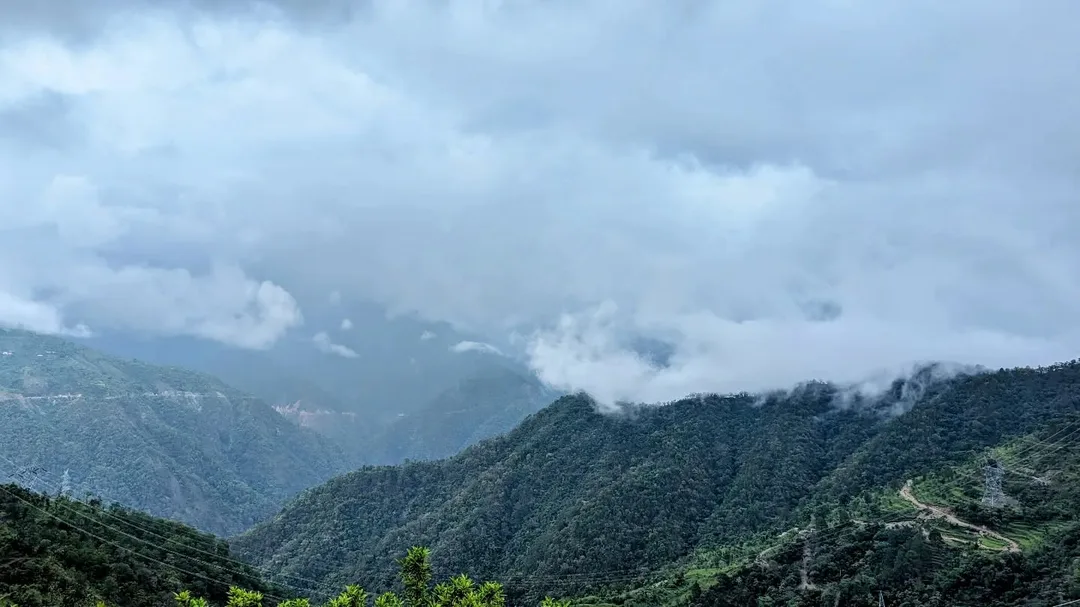 Don't go into the #mountains in the #monsoons, they said. We've been driving through #clouds and the #rain for hours now. Wonderful #roads so far.