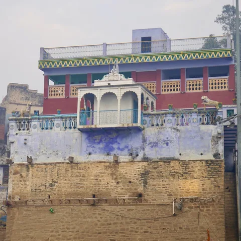 #varanasi #india #banaras #kashi #banarasi #travel #varanasidiaries #uttarpradesh #photography #benaras #ganga #incredib
