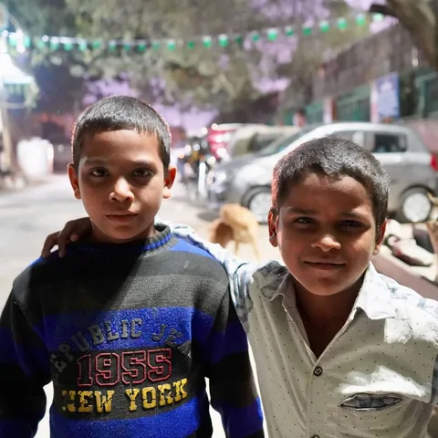 भाईलोग

#kids #faces #children #streets #photography #indiaclicks #incredibleindia #indiapictures #indiatravelgram #wand