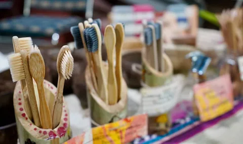#ecofriendly #metal #straws #steel #copper #bamboo #brushes #bristles

#artisans #craft #handmadeinindia #craftexhibitio