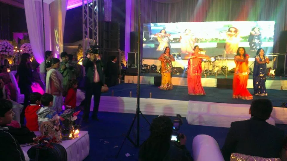 Every time I attend a big fat Indian wedding, I witness some major technological innovation. Entrepreneurs, if you're ch
