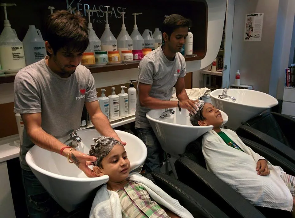 Here we go again. And some royal treatment for da boyz.