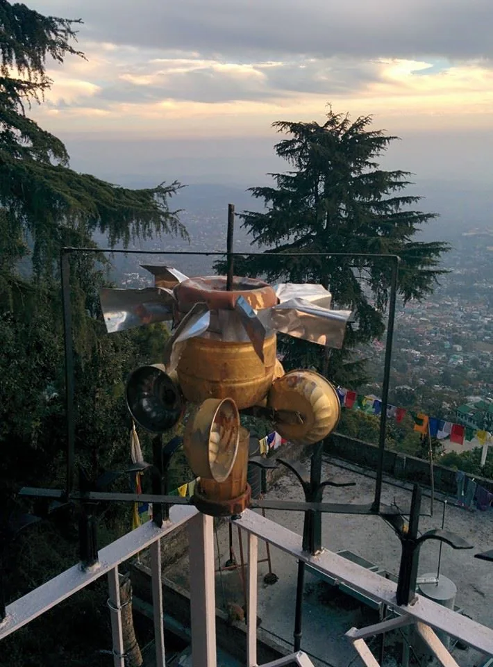 à¤¤à¥à¤°à¥à¤¥