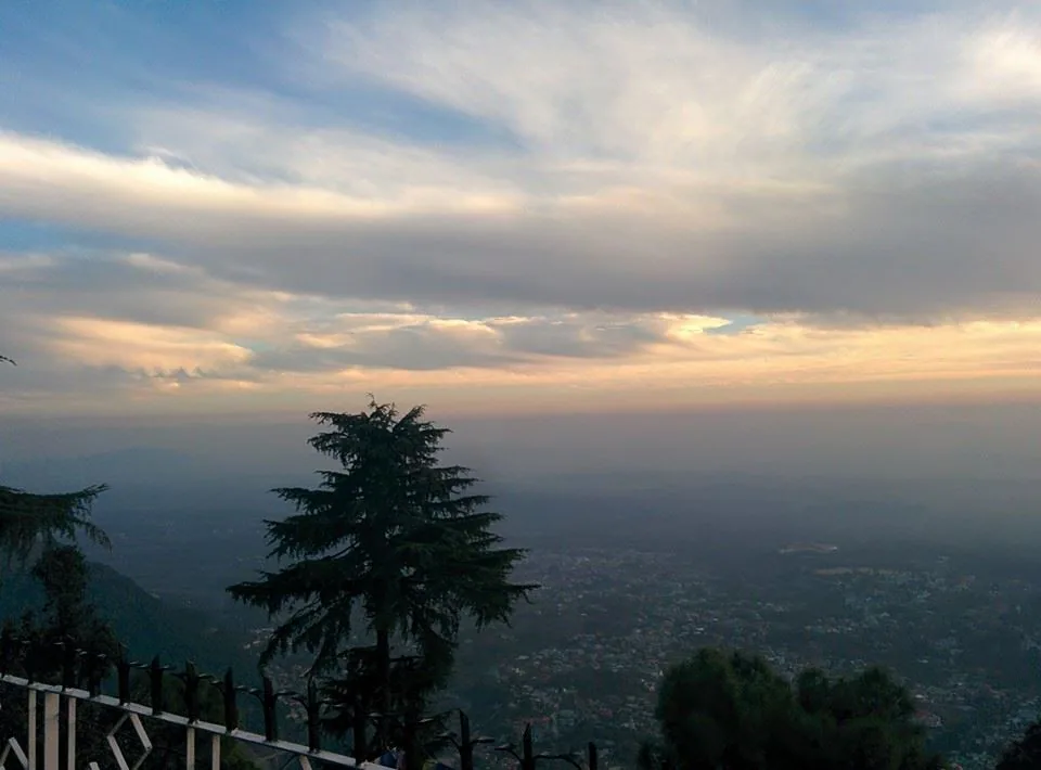 à¤¤à¥à¤°à¥à¤¥