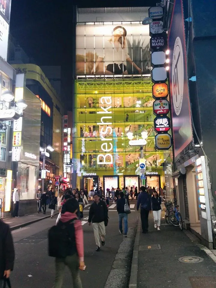 Move over Times Square. All those photos you see of flashy Japan growing up - suddenly in my face. Astounding!
