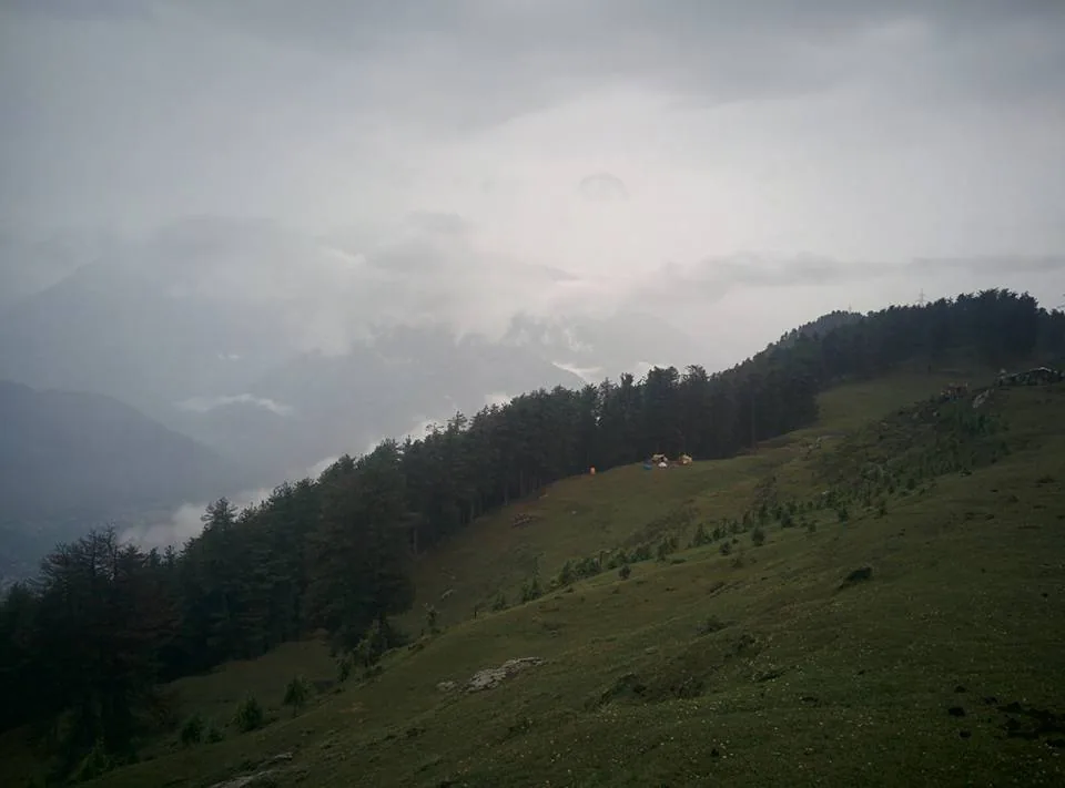à¤¬à¤¡à¤¼à¥ à¤à¤à¥à¤à¥ à¤²à¤à¤¤à¥ à¤¹à¥à¤ 
à¤¯à¤¹ à¤§à¤°à¤¤à¥, à¤¯à¤¹ à¤¨à¤¦à¤¿à¤¯à¤¾, à¤¯à¤¹ à¤°à¥à¤¨à¤¾

à