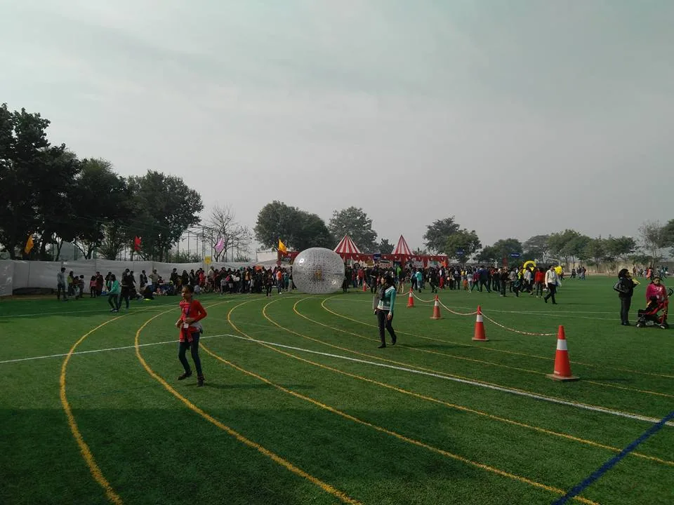 Yujan, the annual festival at the kids' school. Bigger, better, funner this year.