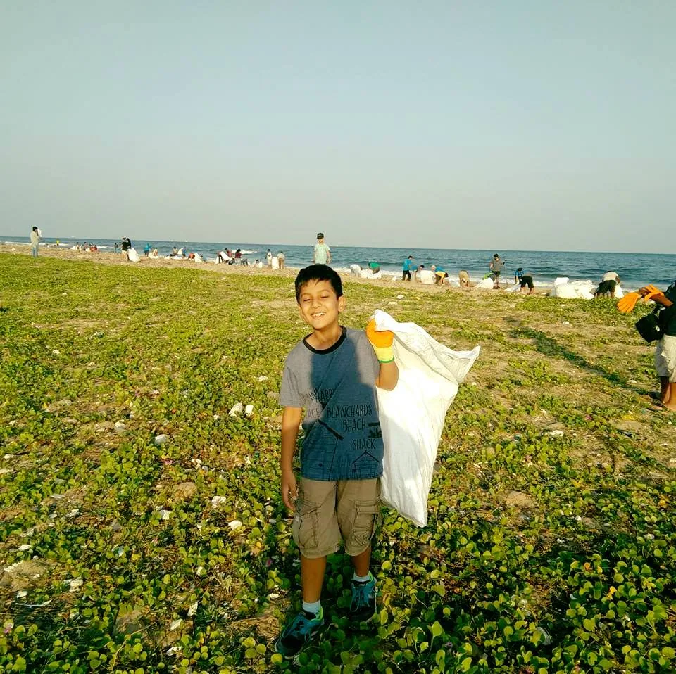 Our quick visit to the beach to help in cleanup. A big thanks to Nityanand for pointing us that way. It was good meeting