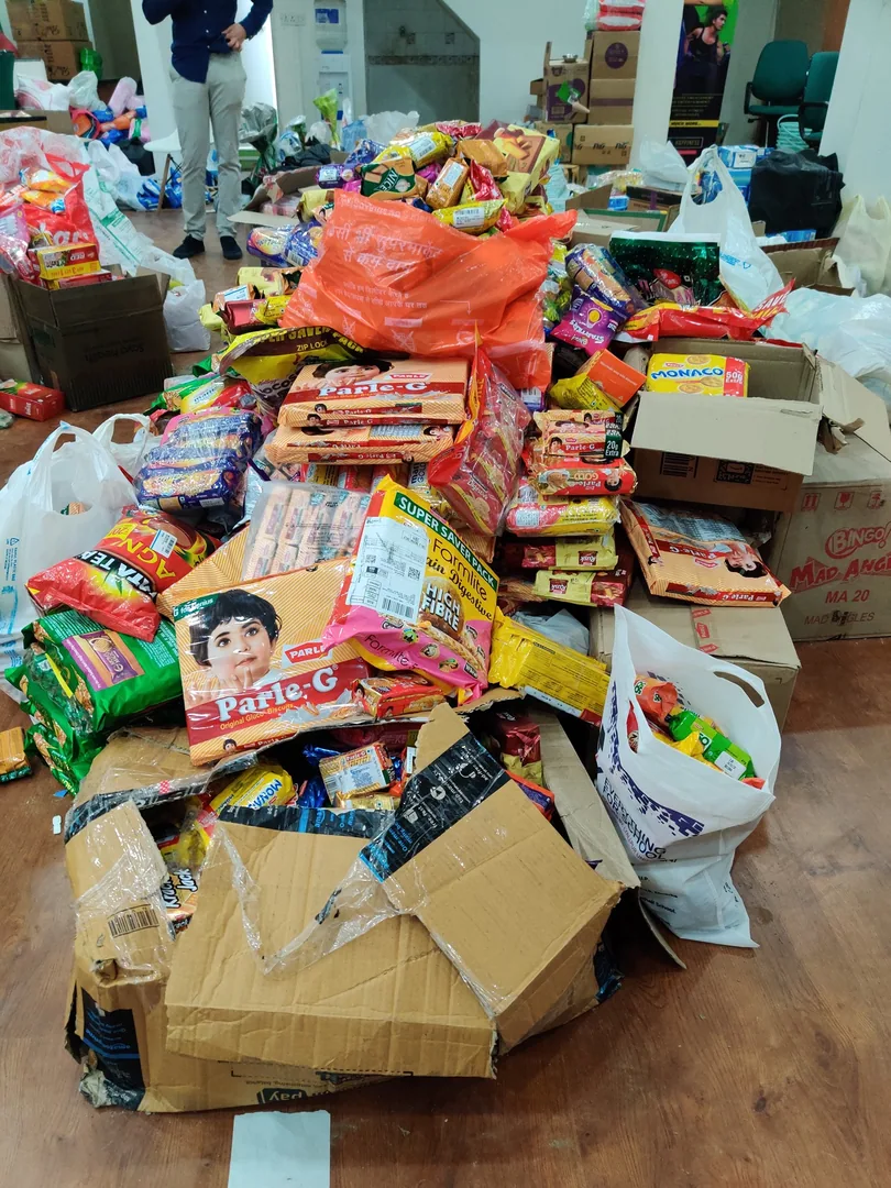This is in continuation to my earlier post about a collection center in GK. Today, I have visited the collection center 