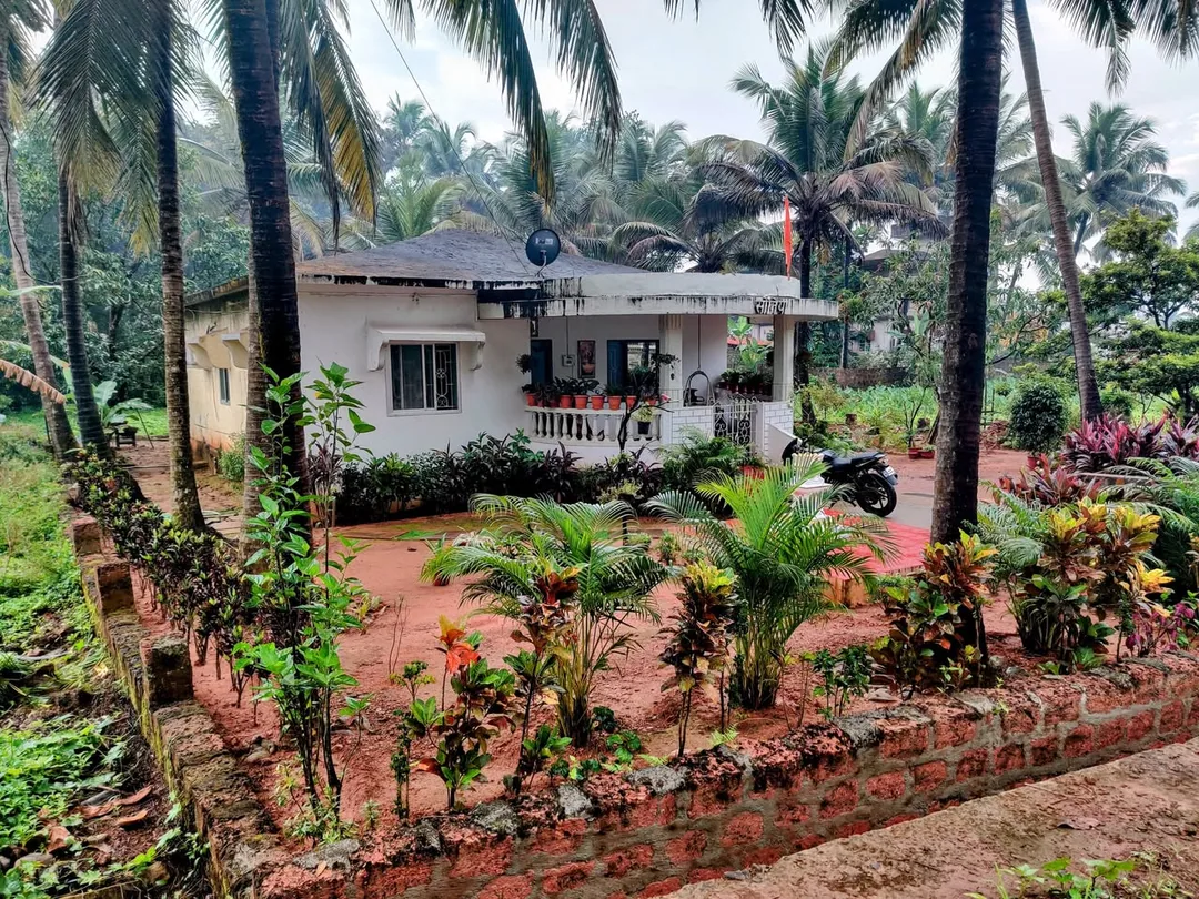 My dream house. I pass by it often on my morning walks. à¤¯à¤¾ à¤¯à¥à¤ à¤à¤¹à¤¿à¤¯à¥ à¤à¤¿ I route my morning walks