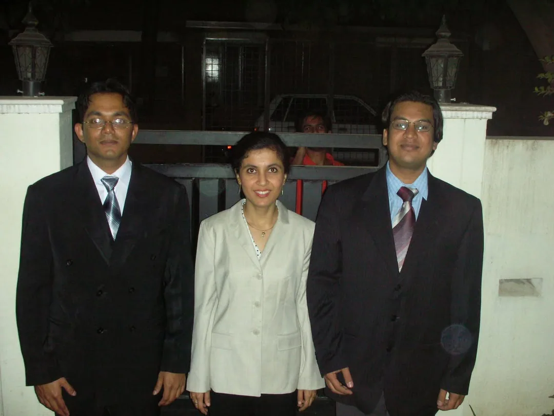 Notice how the ties are coordinated?

Pushpa Achanta, we did this for you. Remember?