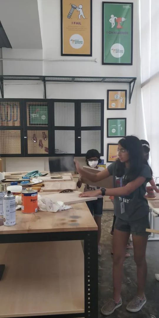 This happened: https://youtu.be/MbpN2pZwmOM . Ramesh is quite the storyteller.

Also, Nora shared more pics, and here th