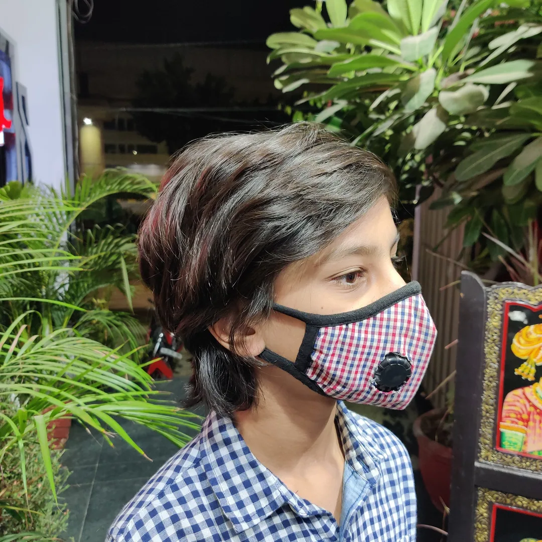 Millie here are pics of Kavin getting a haircut.

Bhavna's team did a great job, and that too outdoors.

à¤à¤° à¤¤à¥à¤