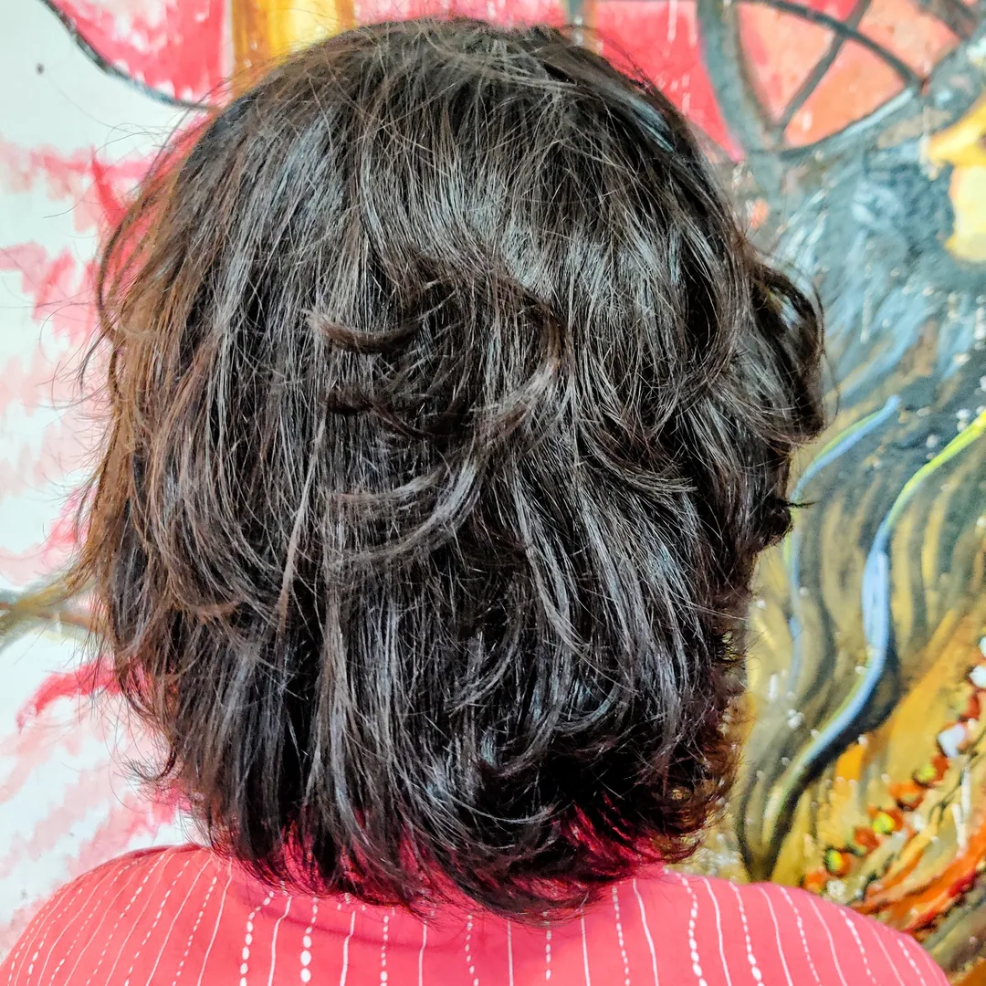 And done. That was quick.

This silly fellow chopped his hair from the front, himself, using a pair of scissor, two week