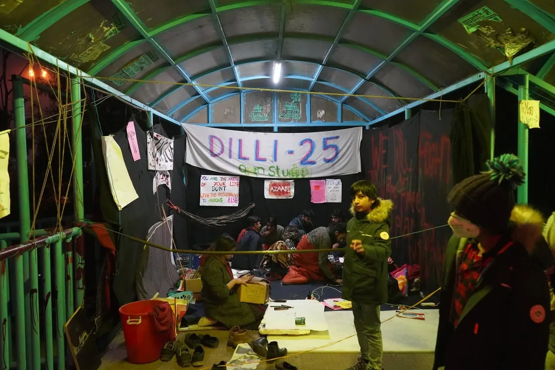 As I said earlier, the site has multiple venues where people are creating art. Here is one, situated on top of the foot 